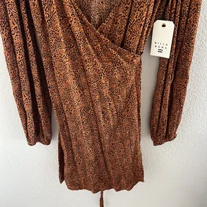 NWT Billabong Spring Romance Leopard Print Wrap Dress Long Sleeve Medium thumbnail 4