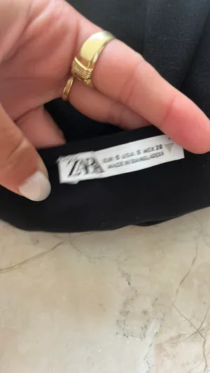 ZARA Black Crop Top thumbnail 5