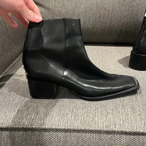 Sleek Black Ankle Booties Size 8 thumbnail 4