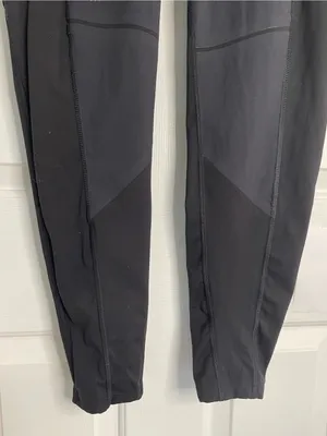 The North Face Black Women's Leggings with Stash Pockets Size Medium thumbnail 3
