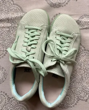 Like New Birkenstock Bend Low Sneaker | Size 38 thumbnail 1