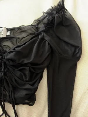 Princess Polly Top Crop Black thumbnail 2