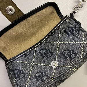 Dooney & Bourke Flap “DB” Wallet Wristlet- approx 6.5”/4.25”/1.25” thumbnail 7