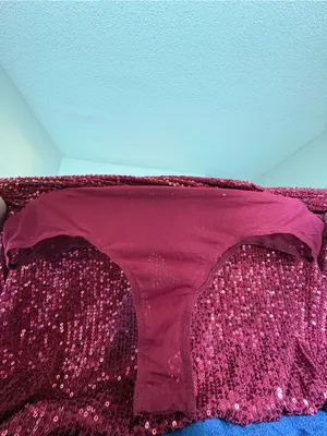 Lulus Burgundy Sequin Surplice Bodysuit Sleeveless Party Top Size M thumbnail 11