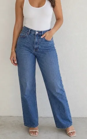 Abercrombie & Fitch Curve Love Vintage Straight Jeans thumbnail 1