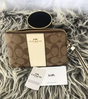 NWT Coach Corner Zip Wrislet In Signature Canvas thumbnail 2