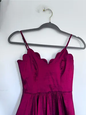 Windsor Burgundy Scalloped V Neck High Low Formal Dress Size 1/2 thumbnail 3