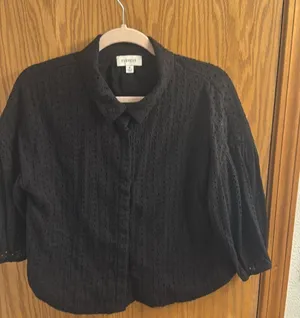 Evereve women’s blouse size medium thumbnail 2