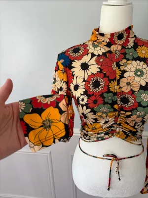 Bershka Floral Ruched Mock-Neck Long Sleeve Crop Top Tie Front Sz Med Retro thumbnail 5