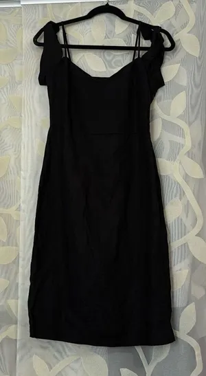 NWT Abercrombie and‎ fitch black dress tie shoulder tall petite size 2 thumbnail 1