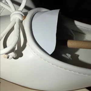Onex Women's White Loafers‎ size 8m thumbnail 7