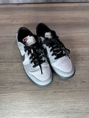 Nike Dunk Low LX Light Smoke Grey Women thumbnail 6
