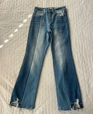 Vervet Flying Monkey Two Tone Light Wash Straight Leg Jeans thumbnail 3
