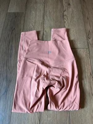 Lululemon leggings  thumbnail 2