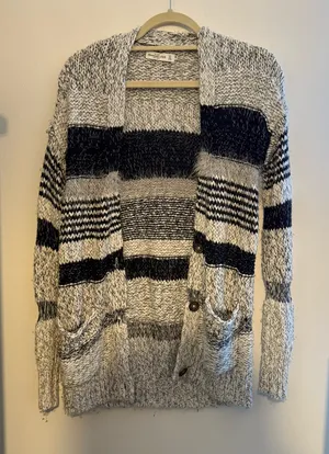Abercrombie & Fitch Navy and Gray Cardigan thumbnail 1