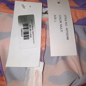 Amellia Colorful Cropped Top Large NWT thumbnail 4