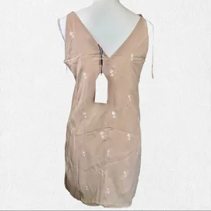 NWT Tan Embroidered Flower Sz M thumbnail 2