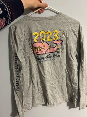 Vineyard Vines Long Sleeve New Year thumbnail 2