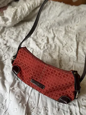 Nine & Co. Red Geometric Shoulder Bag with Dark Brown Trim thumbnail 2