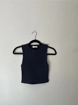 Babaton Black Cropped Tank Top thumbnail 2