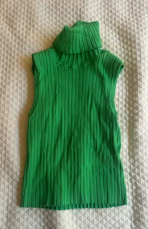 ZARA Top thumbnail 1