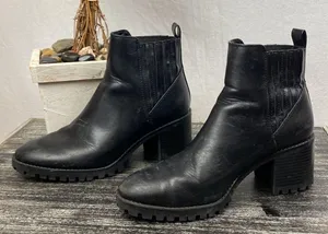 Zara Leather Black Lug Sole Heeled Chelsea Ankle Boots 8 thumbnail 2