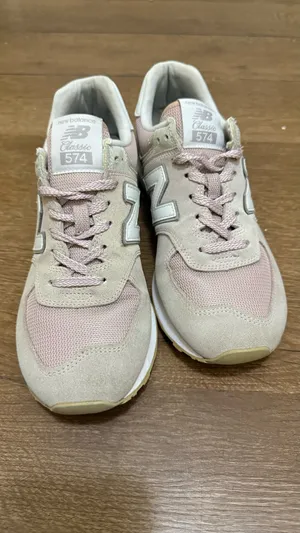 New Balance 574 Classic Women Size 9.5 Running Shoes Pink Leather Lace Up thumbnail 2