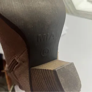 MIA Stylish Tan Knee-High Women's Boots thumbnail 6
