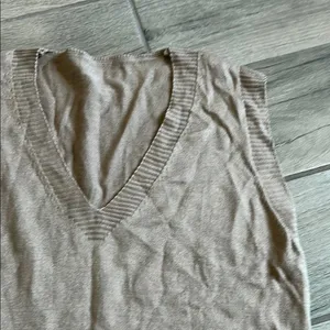 Women's Tan Sleeveless Sweater thumbnail 4