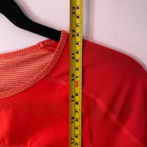 Lululemon Coral Orange Fast Track Short Sleeve Tee Athleisure Women's size 2 thumbnail 9