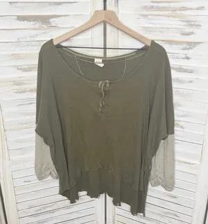 FREE PEOPLE Women's Small Star Oversized Henley Top Army Green Boho Distressed thumbnail 7