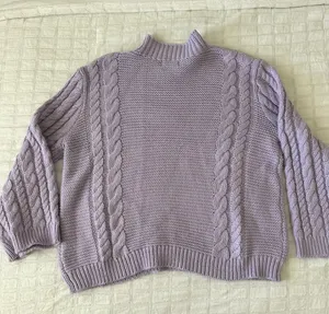 PrettyLittleThing Lilac Cable Knit Oversized Sweatshirt thumbnail 3