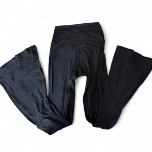 Offline by Aerie black leggings flare cross front. Size Medium. thumbnail 3