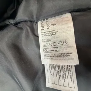H&M Divided Pink Cropped Puffer Jacket thumbnail 12