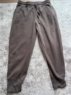 Lululemon Neutral Brown Drawstring fleece Sweatpants jogger size 4! thumbnail 1