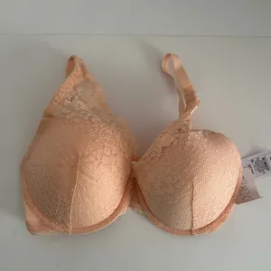 NWT Auden The Sublime Women’s Lace Plunge Push-Up Bra in Peach Size 34DDD thumbnail 8