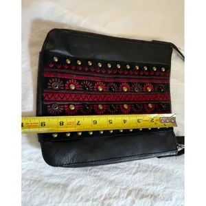 Lucky Brand Leather Crossbody Purse Black Red Embroidered Boho Tassel EUC thumbnail 8