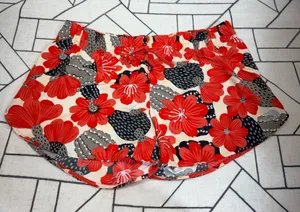 The North Face Shorts Womens‎ Large Red Floral Cactus Print Nylon Activewear thumbnail 1