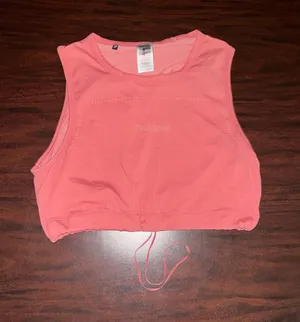 Gymshark Pink Breeze Lightweight Seamless Athletic Crop Top Size Medium thumbnail 1