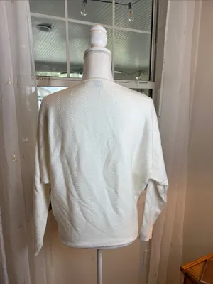 Francesca's Collections Blue Rain Cream Boatneck Knit Sweater size medium. thumbnail 4