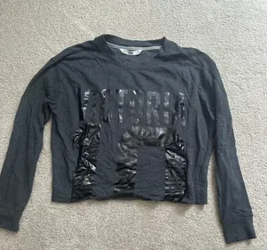 PINK Victoria’s Secret Cropped Sweatshirt thumbnail 1