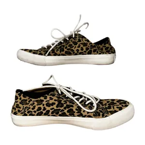 LAMO Leopard Print Women’s 8 Leopard Print‎ Canvas Lace-Up Shoes thumbnail 2
