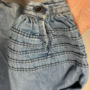 American Eagle Outfitters- Chambray Denim Full Button Down Shirt- Size XS thumbnail 4
