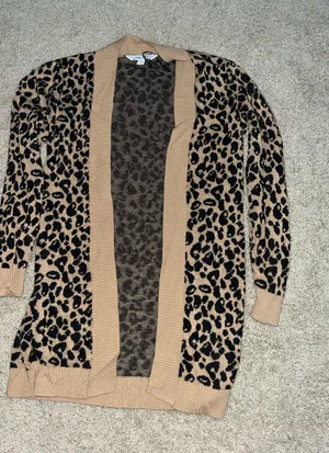 Leopard Print Longline Cardigan – Cozy Neutral Layer – Size S thumbnail 1