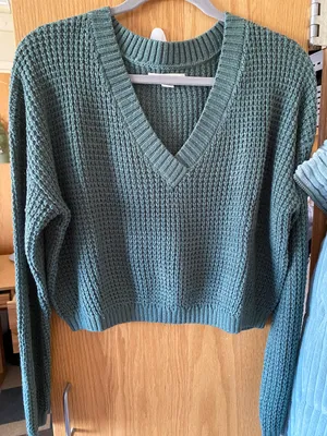 Aeropostale Sweater thumbnail 1