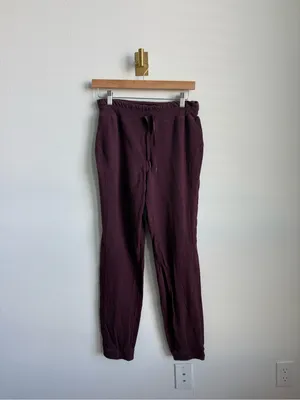 Lululemon Women's Jogger Sweatpants Plum Purple Drawstring Lounge Pants 6 thumbnail 5