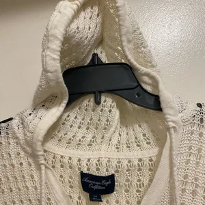 American Eagle Womens Hooded Crochet Knit Sweater S Ivory Cream Short Sleeve thumbnail 3