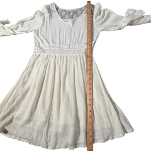 True Destiny Mini Dress Womens Medium Ivory Boho Lace Bell Sleeve Crochet‎ Gauze thumbnail 6
