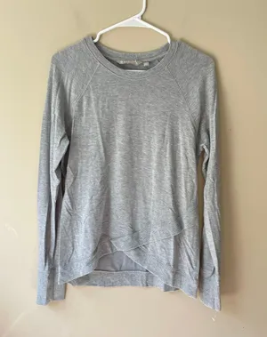 sweatshirt thumbnail 1