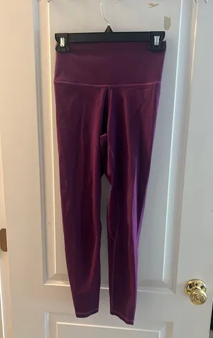 Amazon Yoga Leggings thumbnail 1